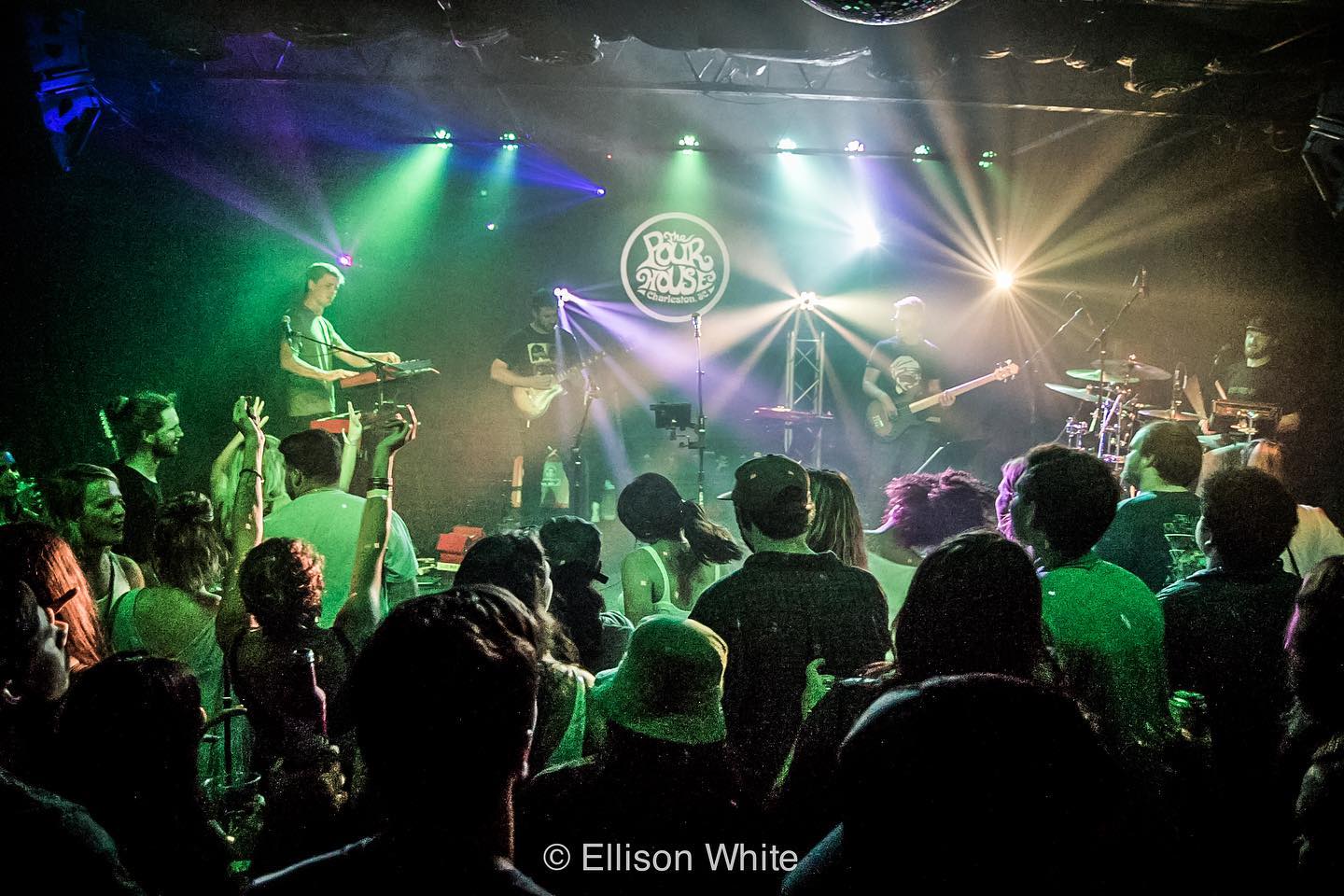 Live Music with Schema